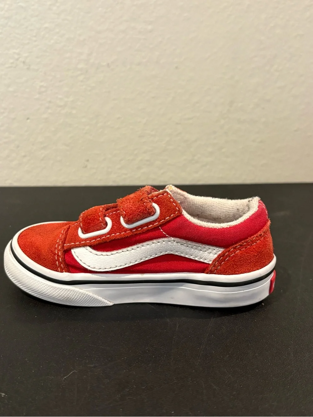 Vans Toddler Size 6.5 Red Classic Canvas Skate Shoes Sneakers Unisex (508731)